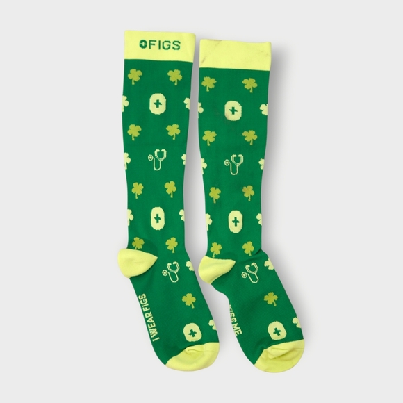 FIGS Compression Socks Lucky 4 Leaf Clover Green One Size Padded Socks - Picture 1 of 8